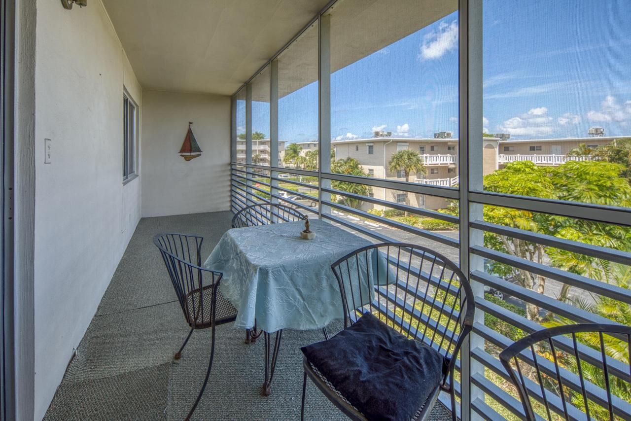 2682 Garden Drive S, Unit 301, Lake Worth, FL 33461 Photo
