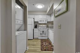 4601 Greenbriar Dr. photo 4