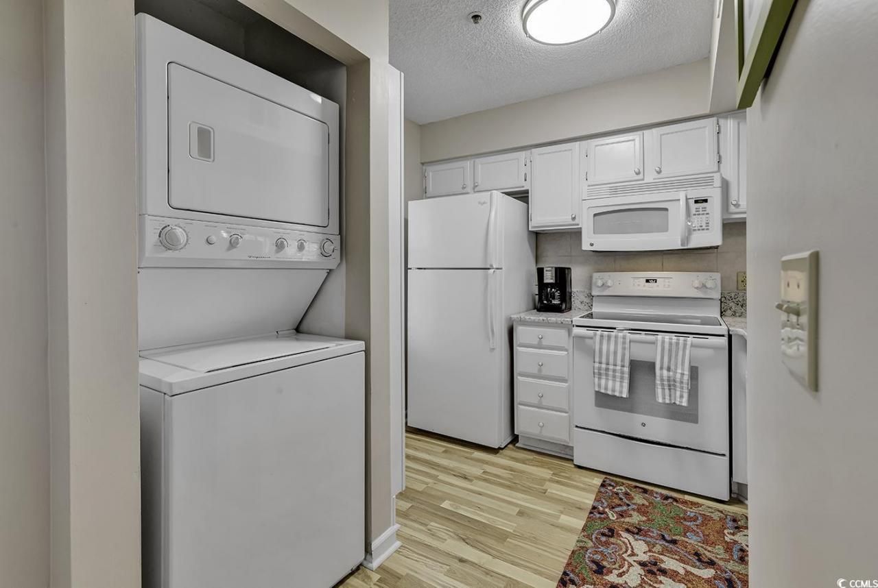 4601 Greenbriar Dr. Photo 6