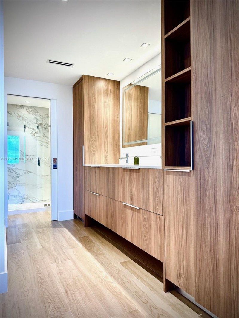 2301 Collins Ave, Unit 837, Miami Beach, FL 33139 Photo