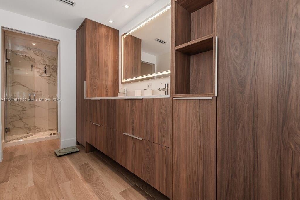 2301 Collins Ave, Unit 837, Miami Beach, FL 33139 Photo