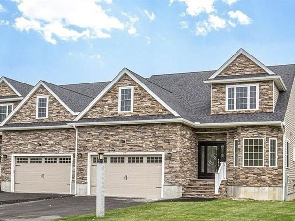 40 Cape Club Drive, Unit 40, Sharon, MA 02067