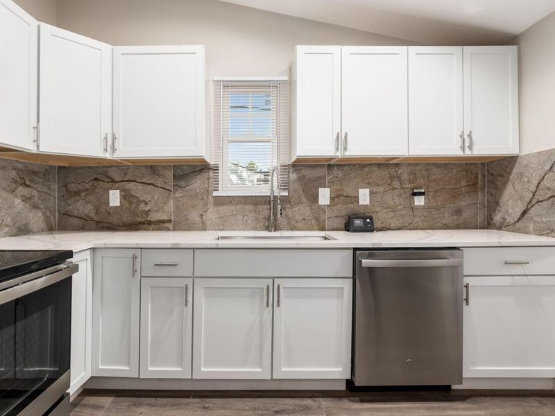 1863 Ward Road, Columbus, OH 43224 Photo 14