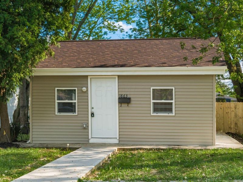 1863 Ward Road, Columbus, OH 43224 Photo 2