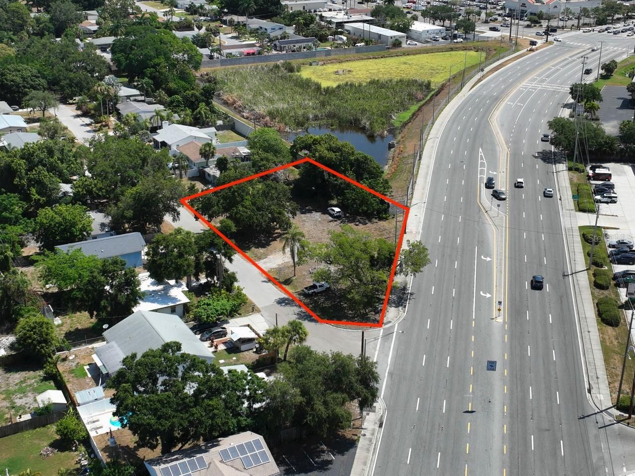 Albert Place, Sarasota, FL 34231 Photo