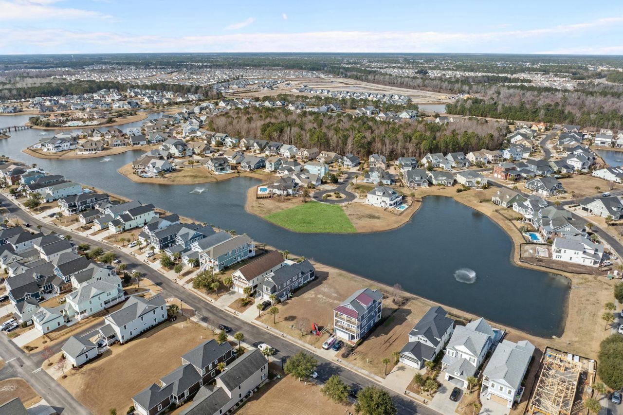 8016 East Bay Ct. Photo 11