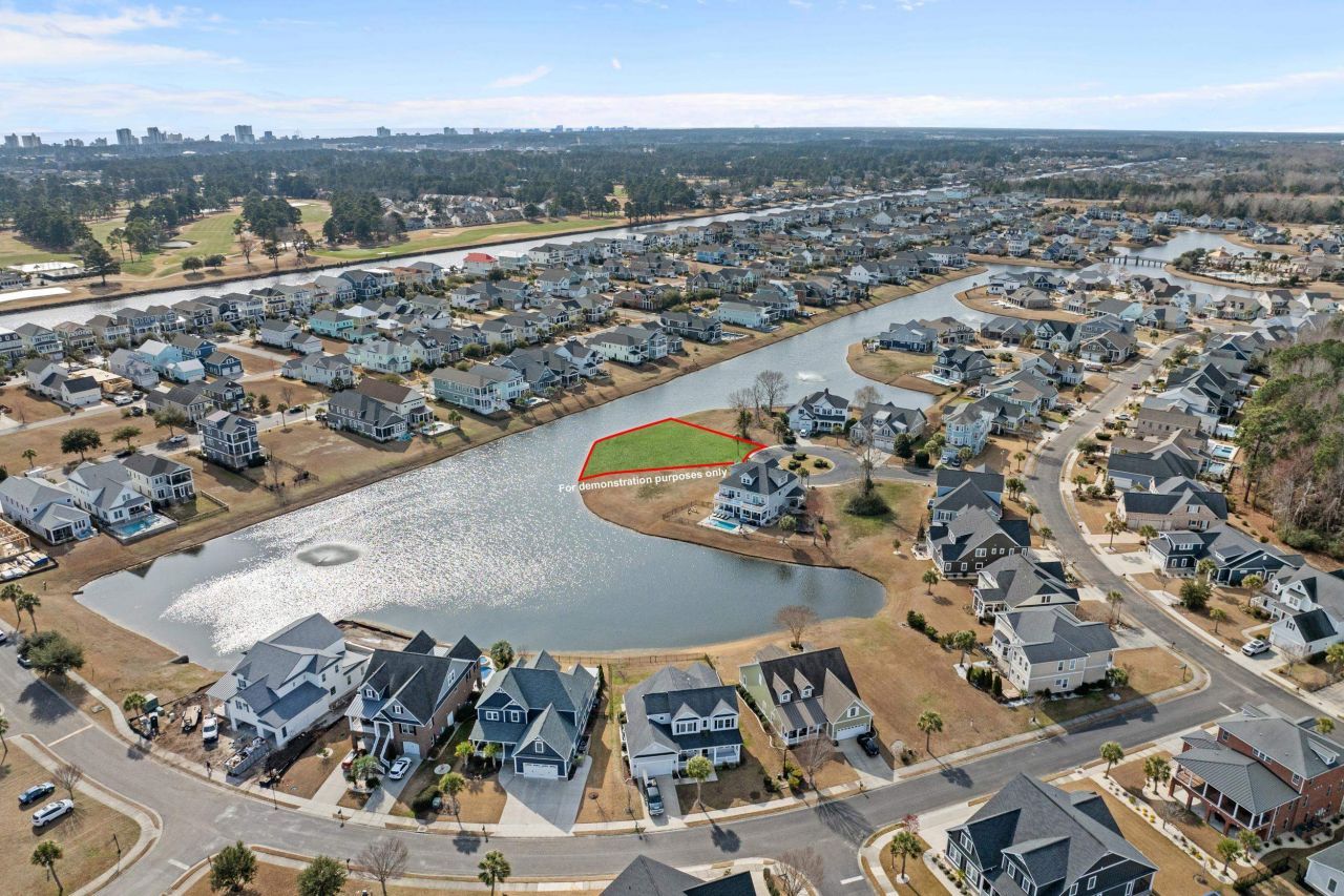 8016 East Bay Ct. Photo 14