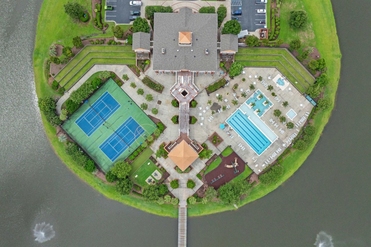 8016 East Bay Ct. Photo 27