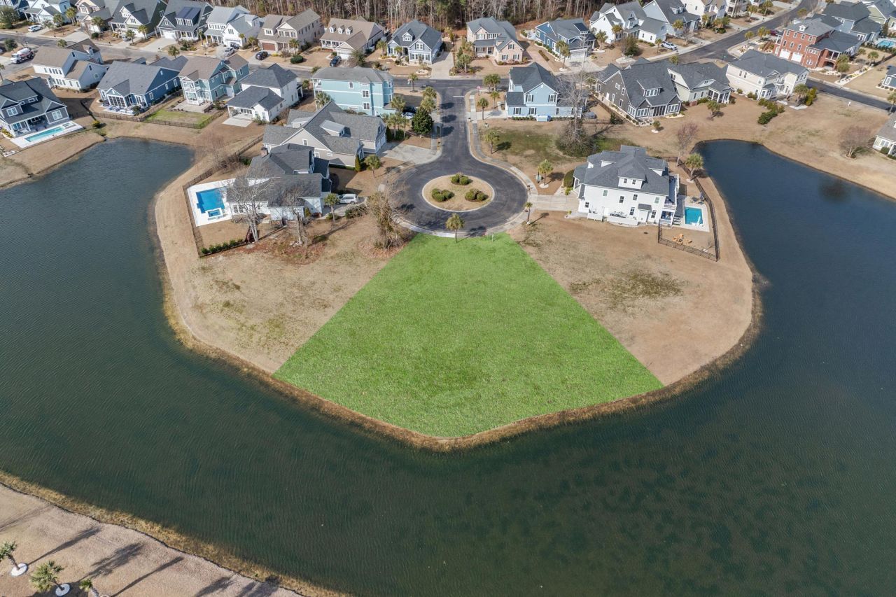 8016 East Bay Ct. Photo 9