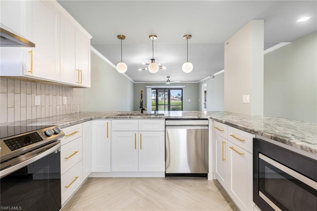 16380 Kelly Cove Dr, Unit 301, Fort Myers, FL 33908 Photo