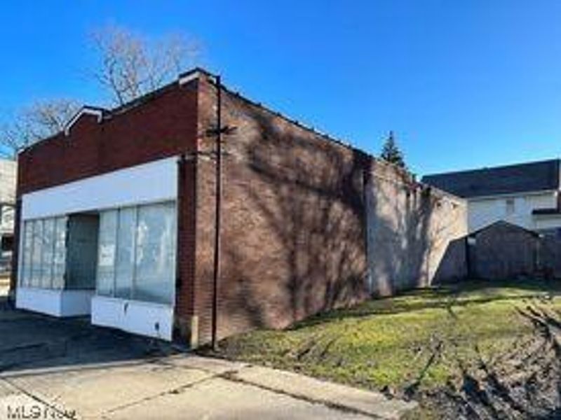 534 Broad State Rd 7, Conneaut, OH 44030 Photo 3