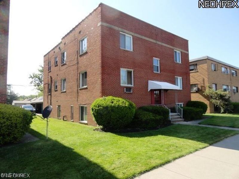 4101-5753 Ridge Road, Cleveland, OH 44144 Photo 5