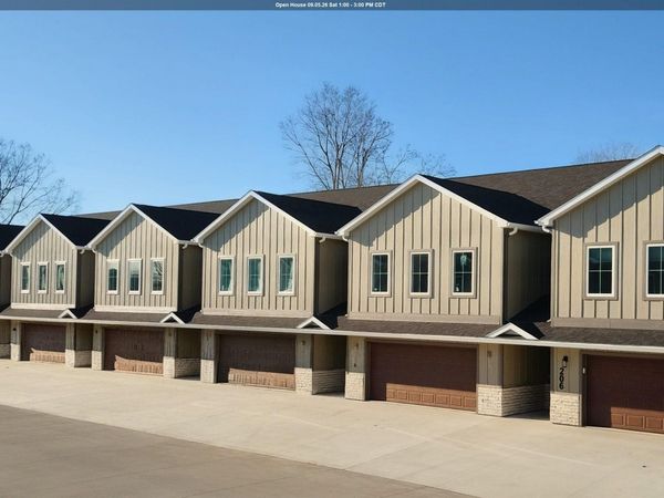 214 Stonebrook Ct., Clear Lake, IA 50428