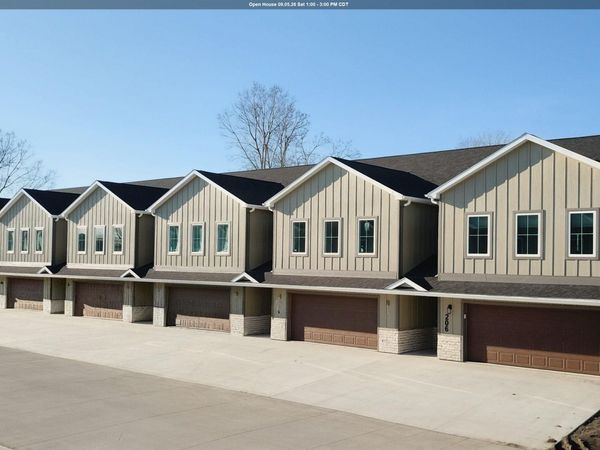 216 Stonebrook Ct., Clear Lake, IA 50428