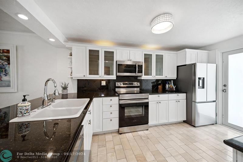 800 SE 4th Street, Unit 104, Fort Lauderdale, FL 33301 Photo