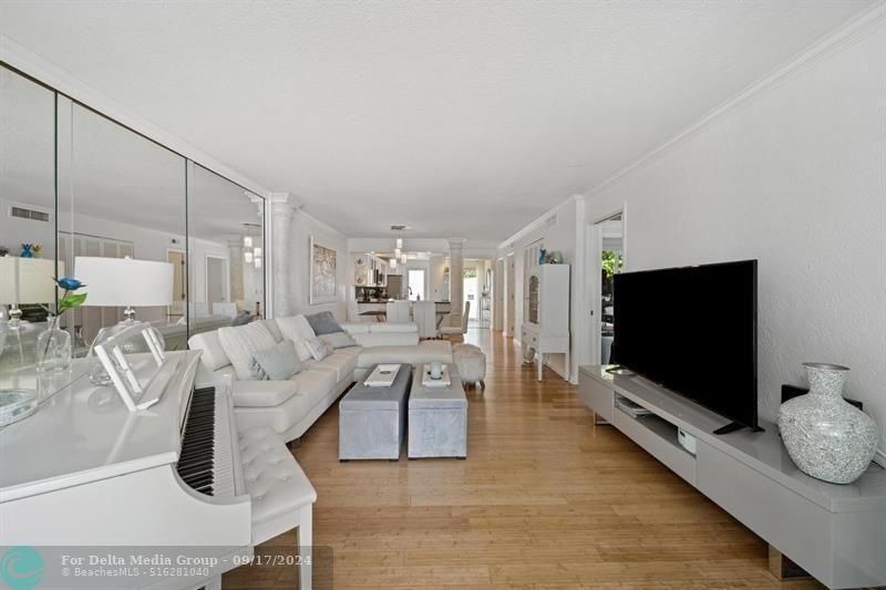 800 SE 4th Street, Unit 104, Fort Lauderdale, FL 33301 Photo