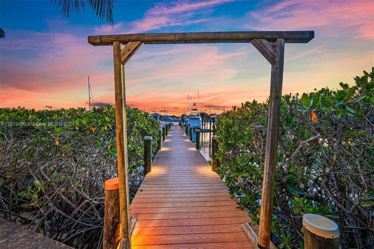 4643 SE Cheerio Way, Stuart, FL 34997 Photo