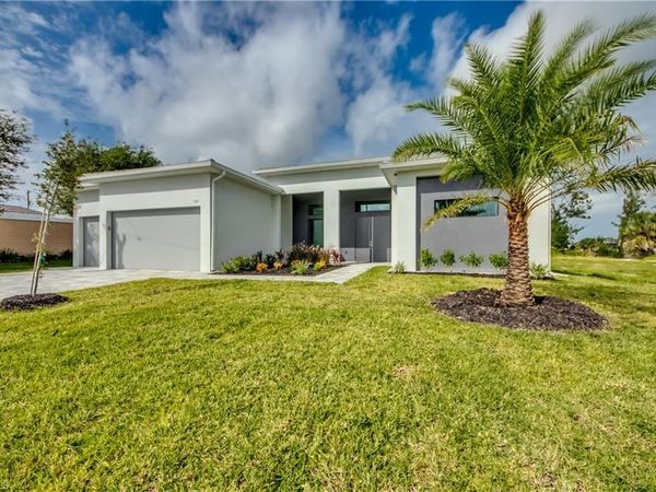 124 SW 16th PL, CAPE CORAL, FL 33991