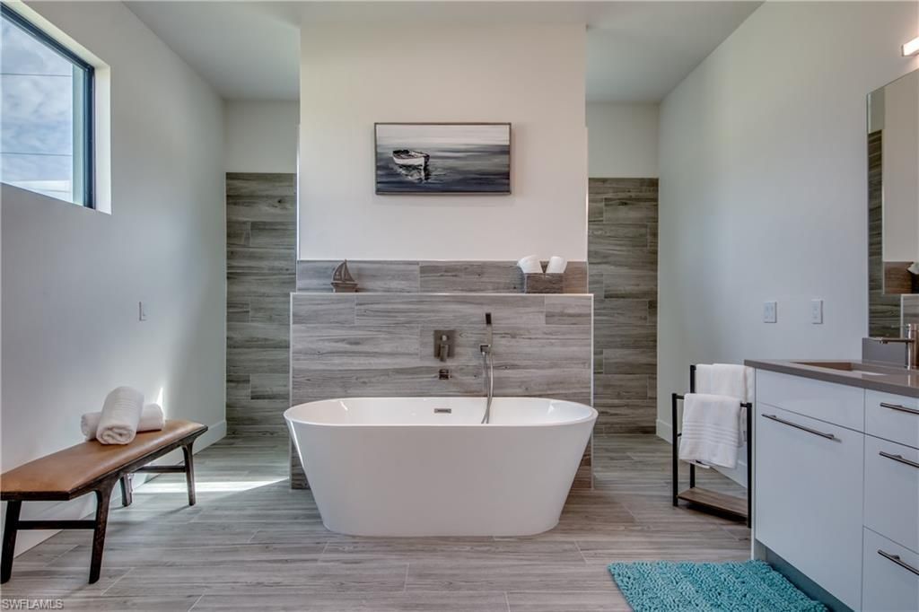 124 SW 16th Pl, Cape Coral, FL 33991 Photo