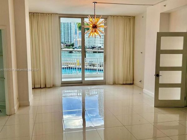 701 Brickell Key Blvd, Unit 202, Miami, FL 33131