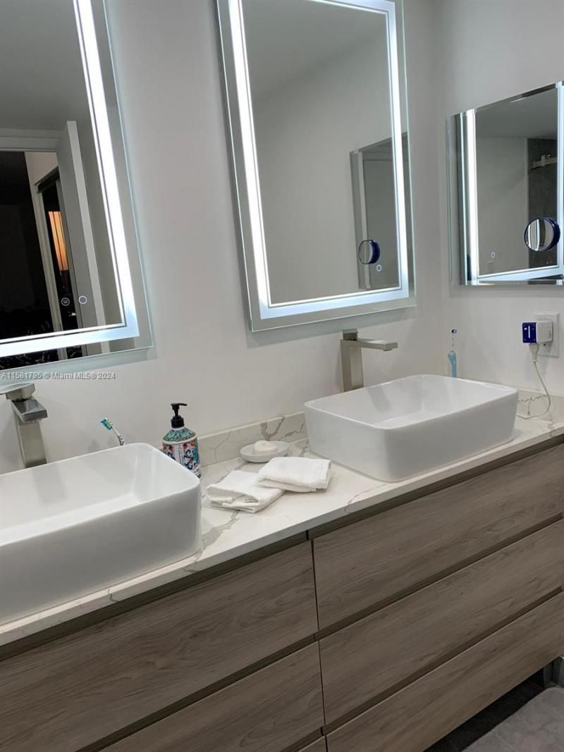 3300 NE 192nd St, Unit 1506, Aventura, FL 33180 Photo