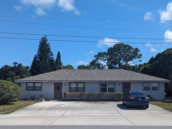 809 E Weatherbee Road, Fort Pierce, FL 34982