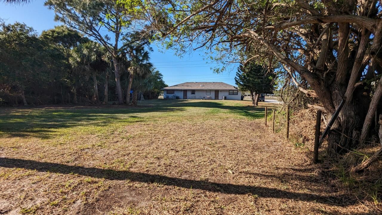 809 E Weatherbee Road, Fort Pierce, FL 34982 Photo