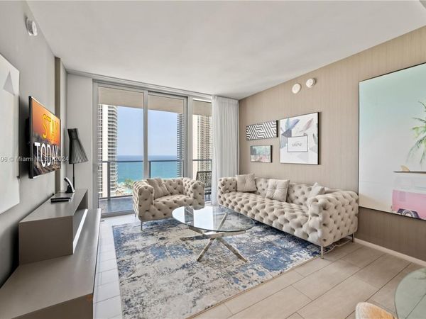 Unit R2207, Hollywood, FL 33019