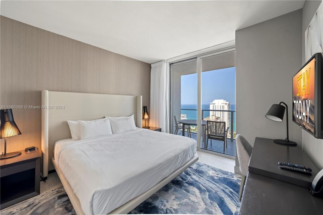 Please Call For Address, Unit R2207, Hollywood, FL 33019 Photo