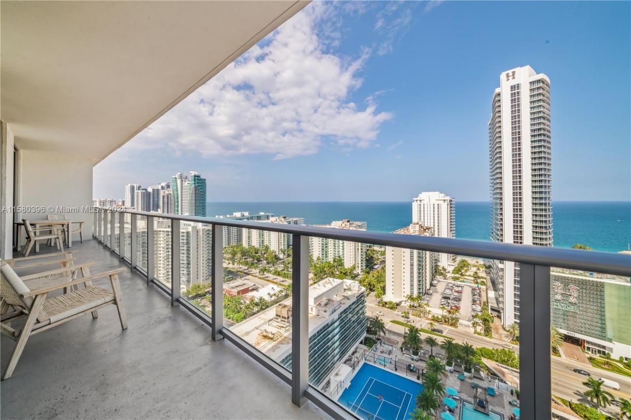 Please Call For Address, Unit R2207, Hollywood, FL 33019 Photo