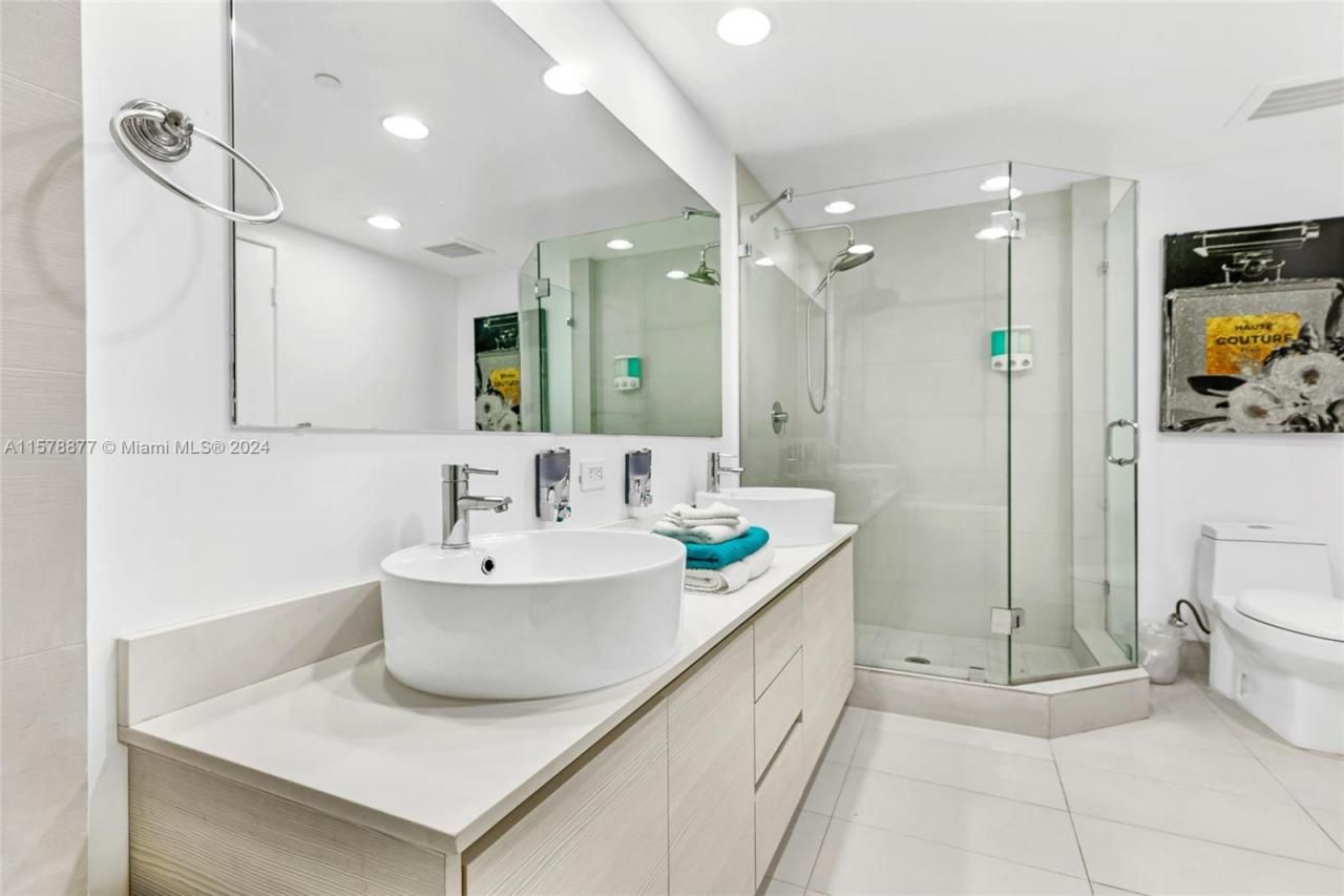 2600 E Hallandale Beach Blvd, Unit T3302, Hallandale Beach, FL 33009 Photo