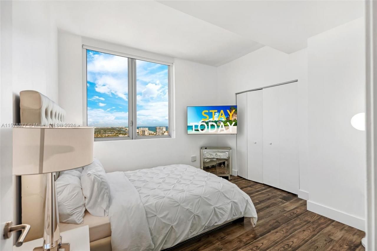 2600 E Hallandale Beach Blvd, Unit T3302, Hallandale Beach, FL 33009 Photo