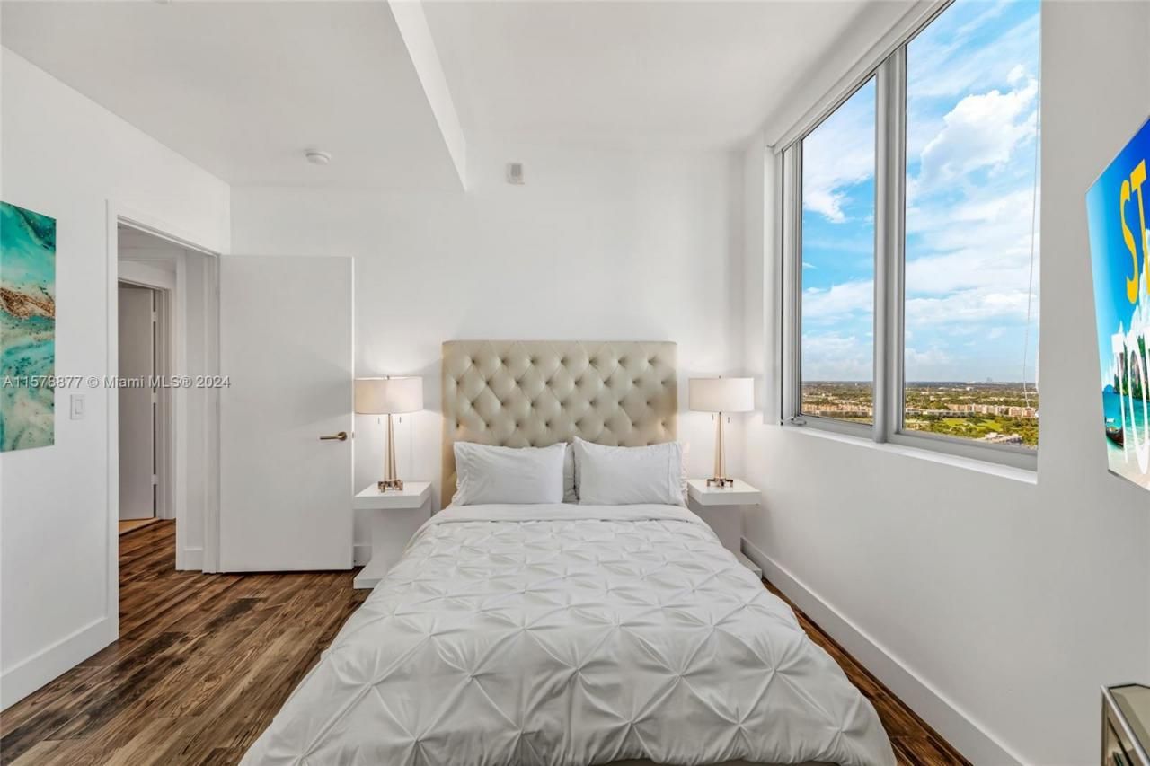 2600 E Hallandale Beach Blvd, Unit T3302, Hallandale Beach, FL 33009 Photo