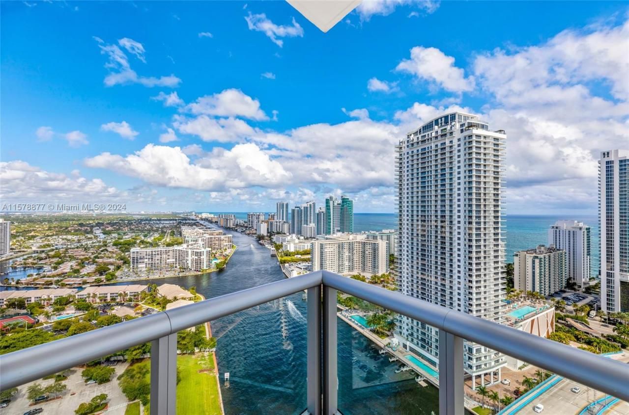 2600 E Hallandale Beach Blvd, Unit T3302, Hallandale Beach, FL 33009 Photo