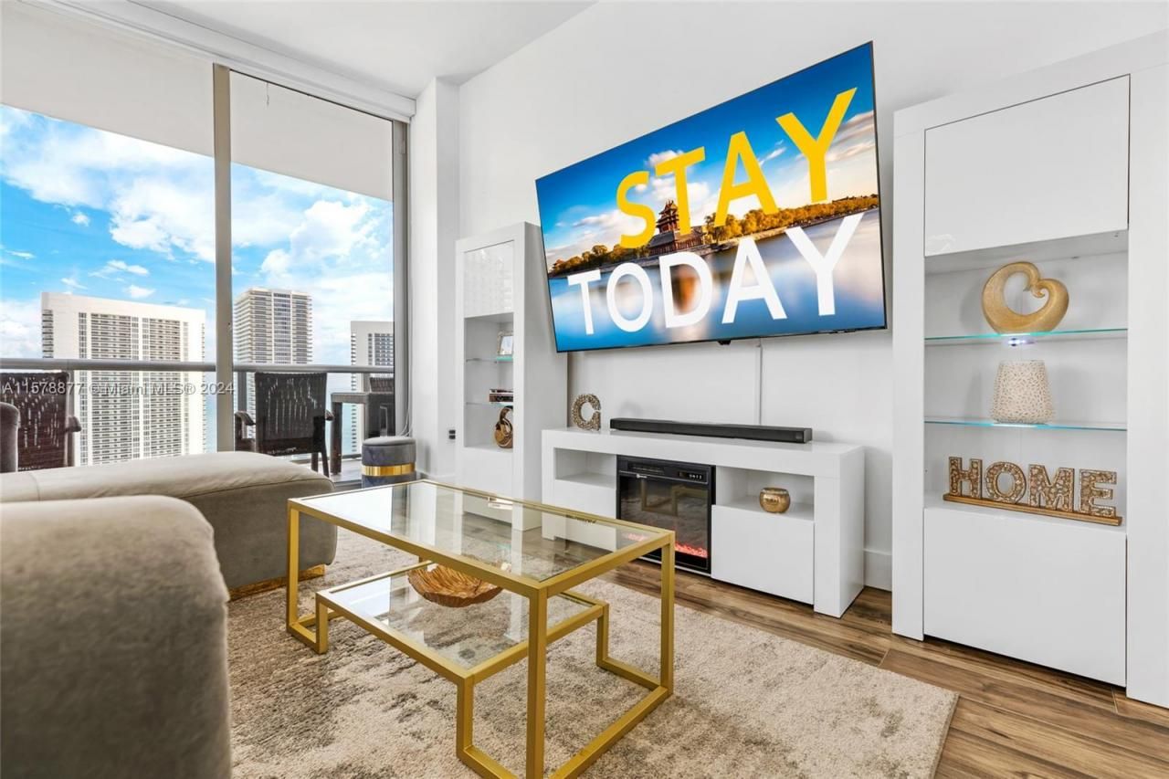2600 E Hallandale Beach Blvd, Unit T3302, Hallandale Beach, FL 33009 Photo