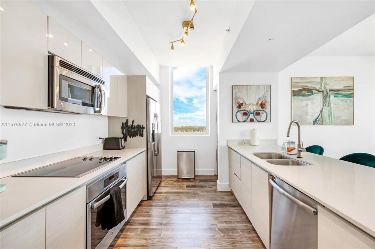 2600 E Hallandale Beach Blvd, Unit T3302, Hallandale Beach, FL 33009 Photo