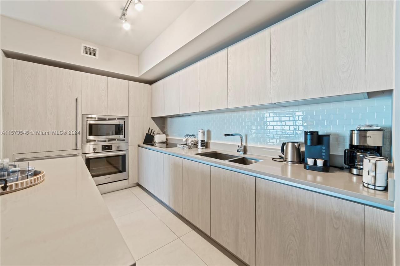 4111 S Ocean Dr, Unit 3710, Hollywood, FL 33019 Photo