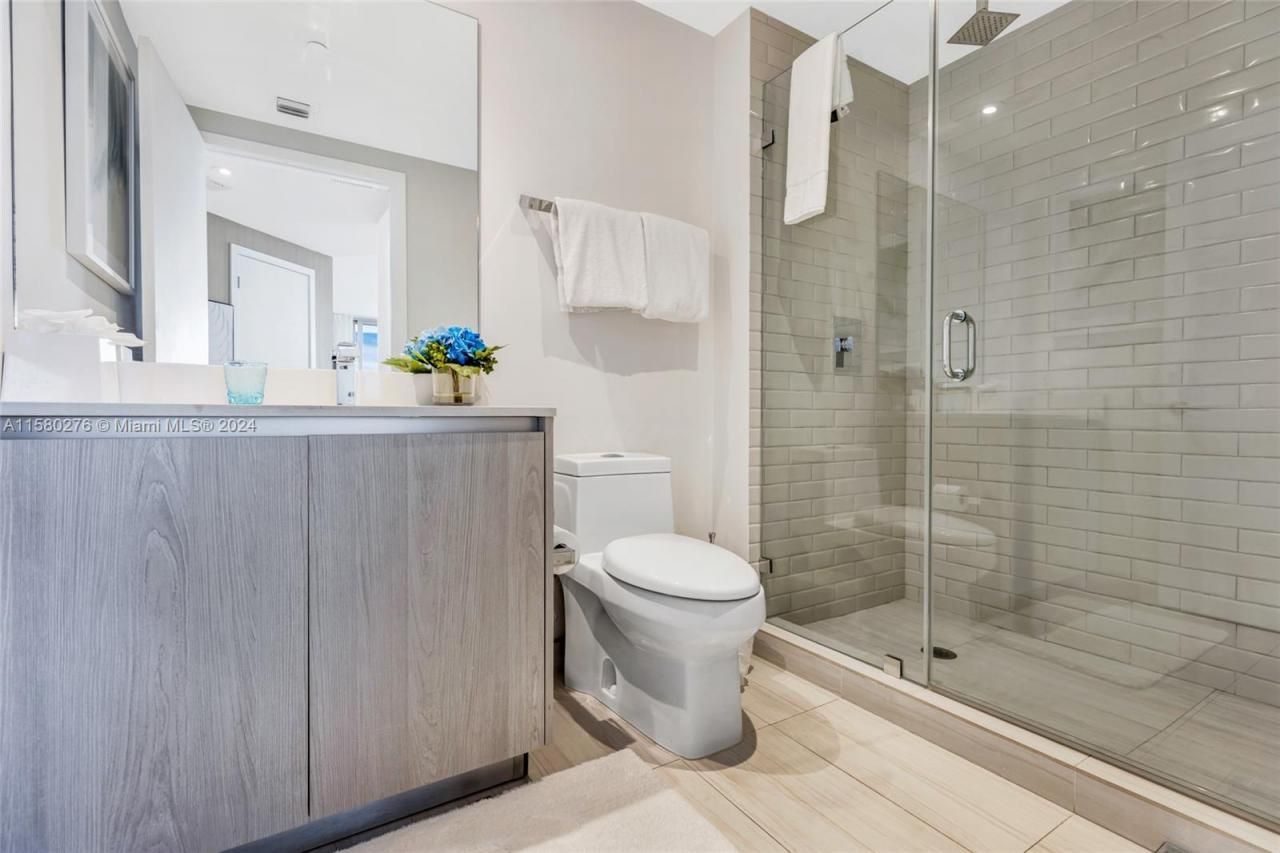 4010 S Ocean Dr, Unit R3002, Hollywood, FL 33019 Photo