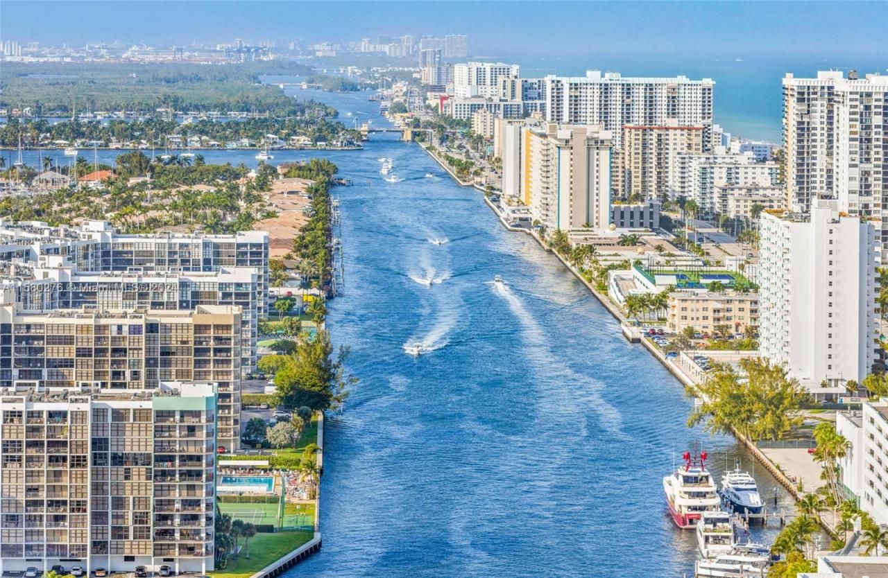 4010 S Ocean Dr, Unit R3002, Hollywood, FL 33019 Photo