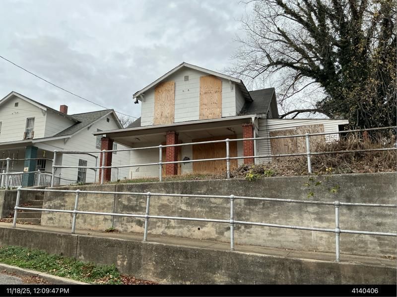 816 Morrill Ave Se, Roanoke, VA 24013 Main Photo