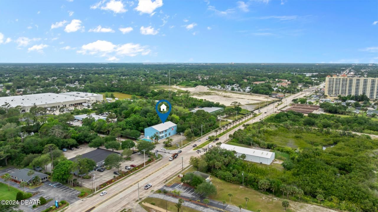 3090 S Ridgewood Avenue, South Daytona, FL 32119 Photo