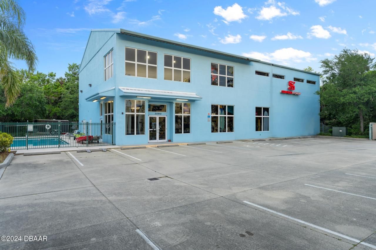 3090 S Ridgewood Avenue, South Daytona, FL 32119 Photo