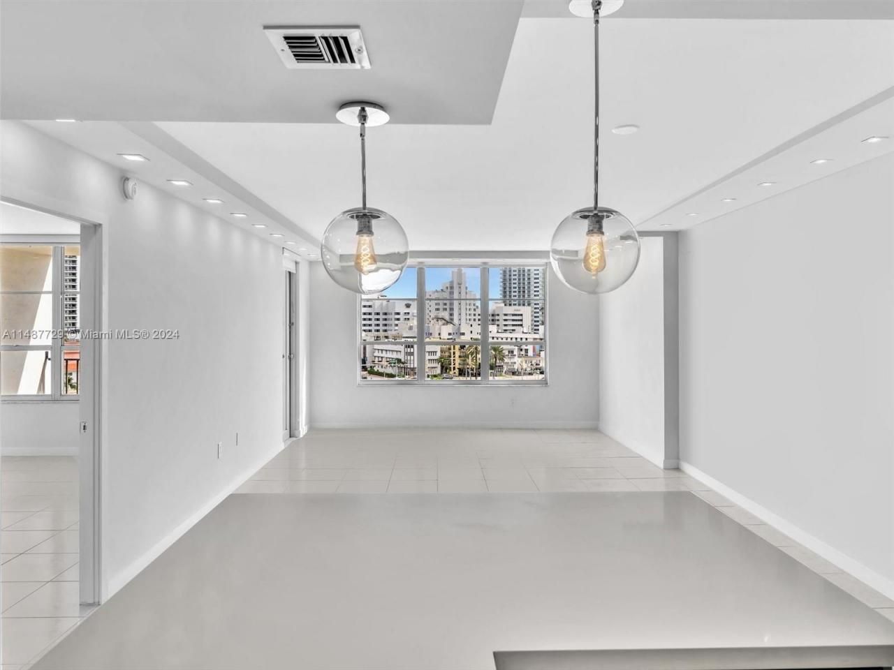 4101 Pine Tree Dr, Unit 621,620, Miami Beach, FL 33140 Photo