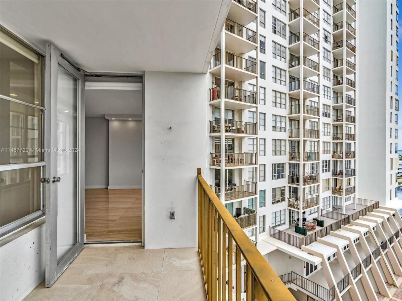 4101 Pine Tree Dr, Unit 621,620, Miami Beach, FL 33140 Photo