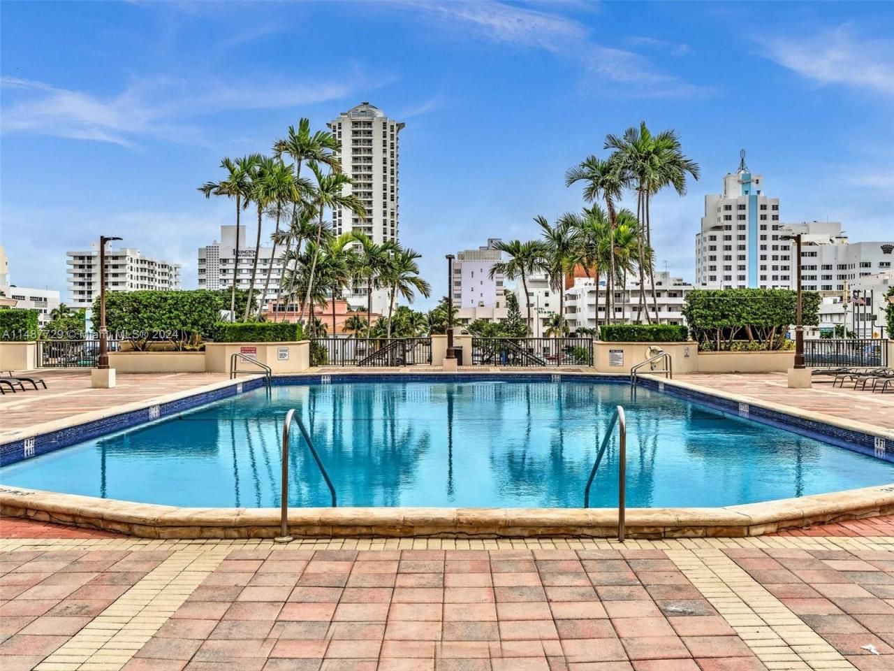 4101 Pine Tree Dr, Unit 621,620, Miami Beach, FL 33140 Photo