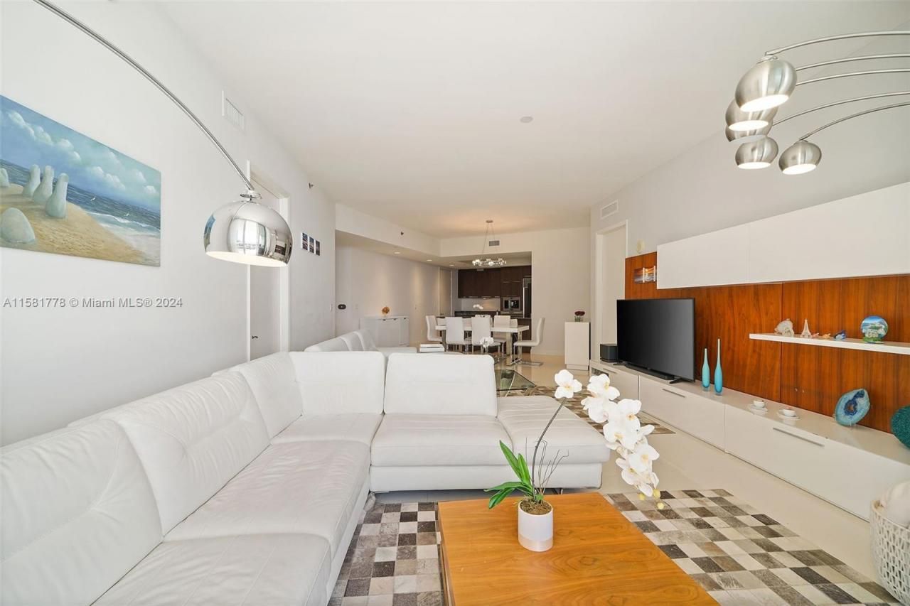 Please Call For Address, Unit 507, Sunny Isles Beach, FL 33160 Photo