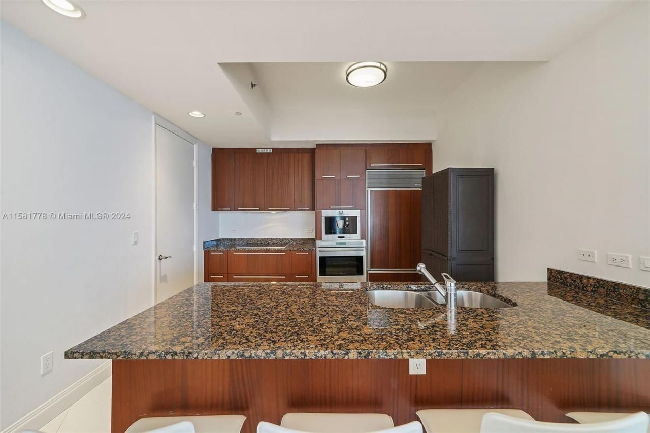 Please Call For Address, Unit 507, Sunny Isles Beach, FL 33160 Photo
