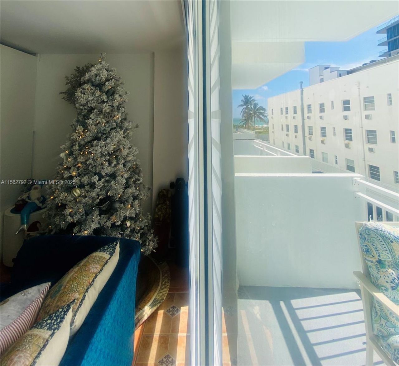 345 Ocean Dr, Unit 307, Miami Beach, FL 33139 Photo