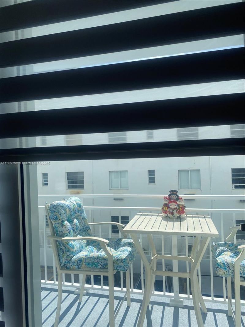 345 Ocean Dr, Unit 307, Miami Beach, FL 33139 Photo