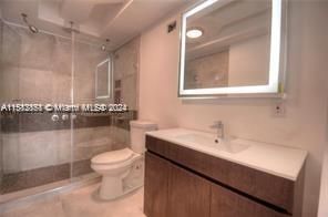 400 Kings Point Dr, Unit 1208, Sunny Isles Beach, FL 33160 Photo